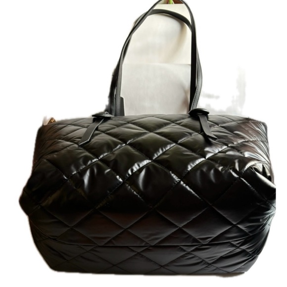 Tutilo Quilted Tote Bag/ Black/ Large - Picture 8 of 9